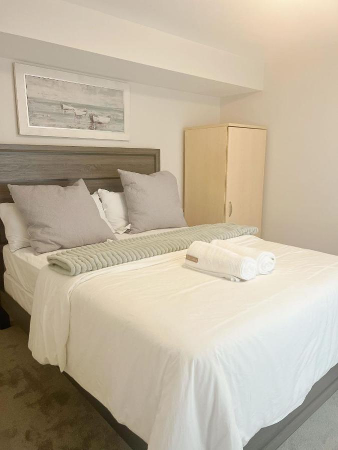 Clementina Suite Ottawa Exterior photo